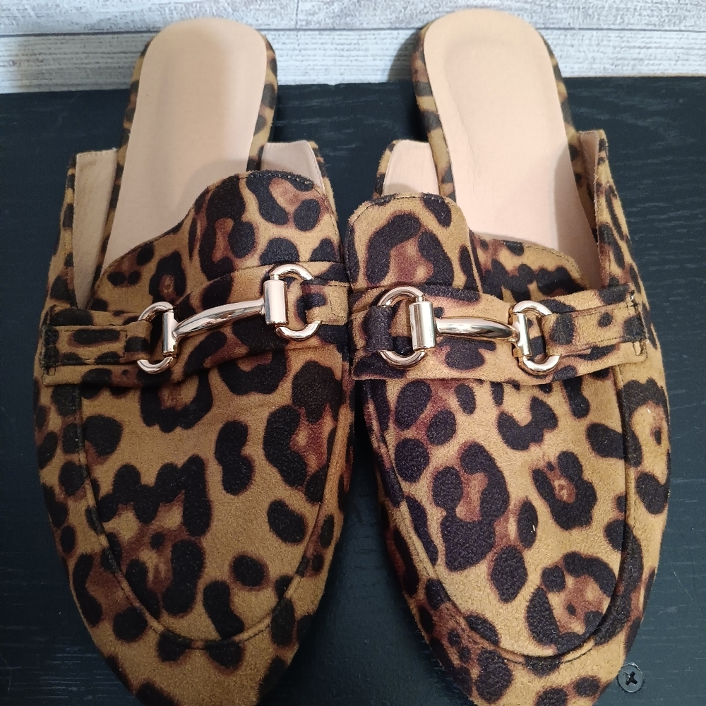 Leopard Print Mule Loafers | Gold Bit Detail | Size 9 (EU 42) Chic Slip-On Flats - Picture 4 of 9
